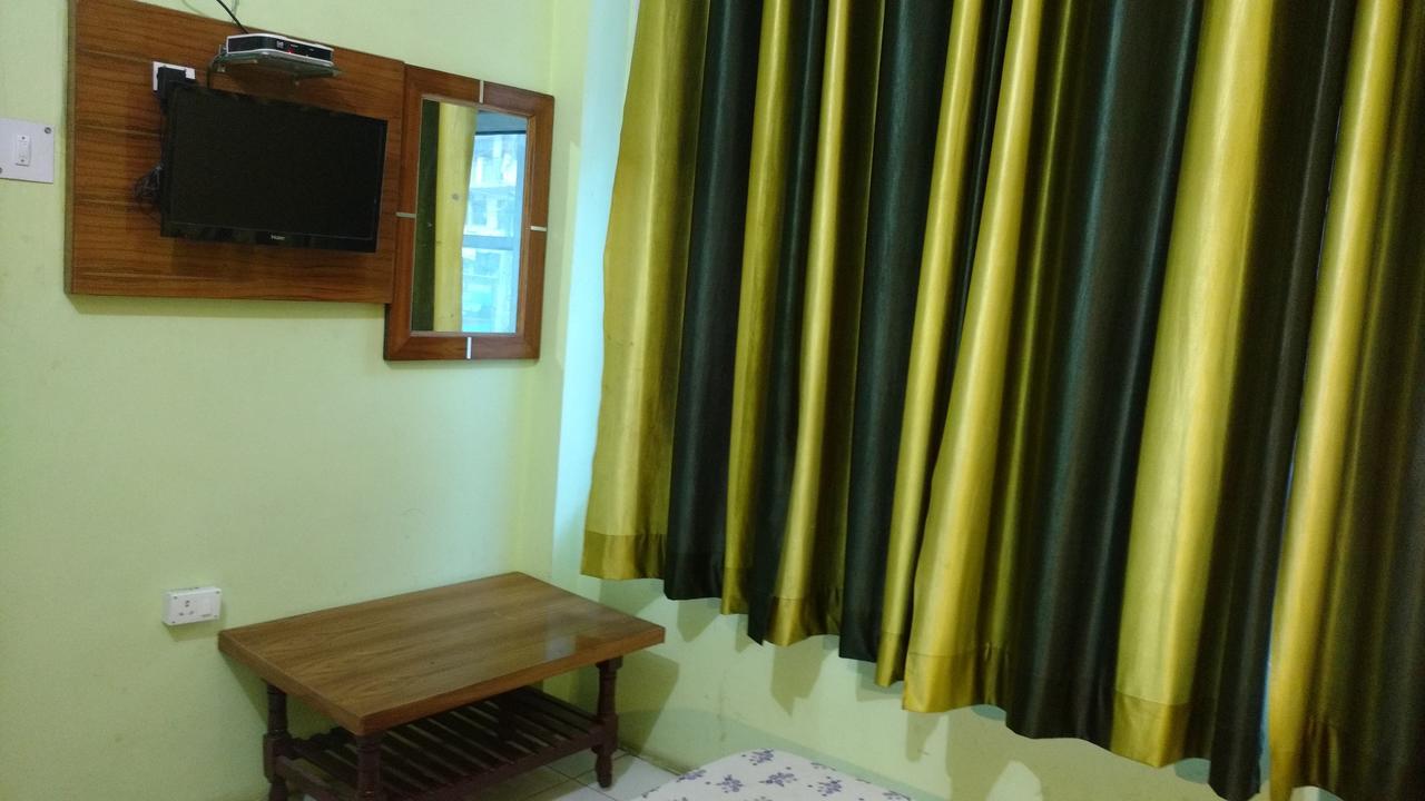 Hotel Brahma Kamal Joshīmath Kültér fotó